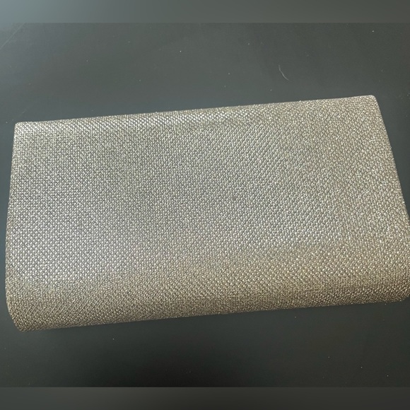 Metallic evening clutch - Picture 2 of 4